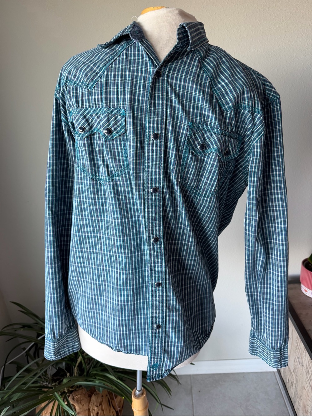 Moon Shine Spirit Men’s Teal Plaid Casual Button Down Shirt